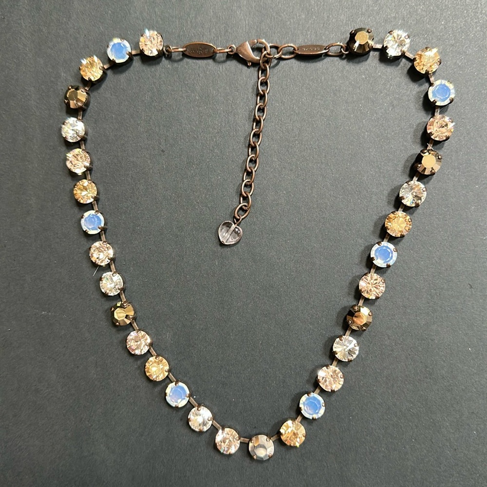 Sabika Fun Choker